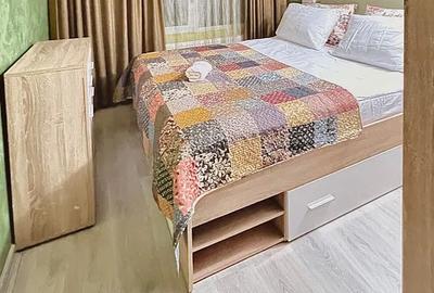 Apartament cu 3 camere decomandat, mobilat în Iris