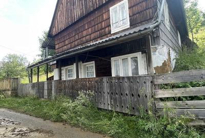 Casă cu 4 camere în Trifești - 2