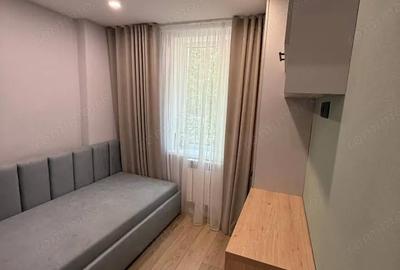 Apartament cu 3 camere decomandat în Panduri - 2