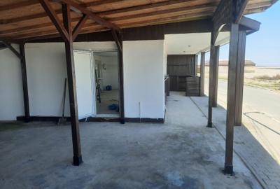 Spațiu comercial, de 60 mp, în Central - 2