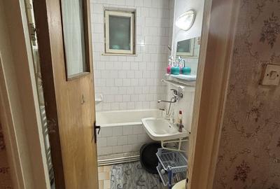 Apartament cu 3 camere în Central - 11