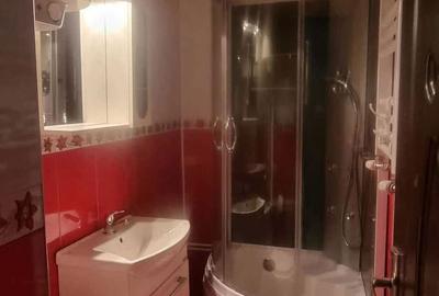 Apartament cu 3 camere decomandat în Cet - 3
