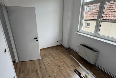 Spațiu comercial, de 30 mp, în Exterior Vest - 1