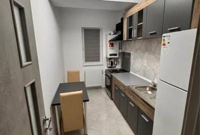 Apartament cu 2 camere decomandat în Roșu - 2