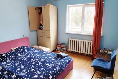 Apartament cu 4 camere decomandat în Ștrand