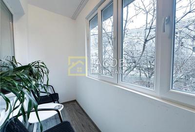 Apartament cu 3 camere semidecomandat în 9 Mai - 11