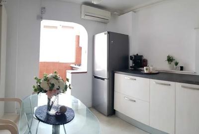 Aviatiei METROU ,bl.1985, reabilitat,2/4,decomandat,renovat,centrala,loc parcare - 3