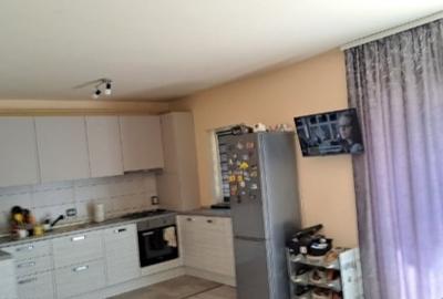 Apartament cu 2 camere, balcon, parcare, zona Florilor - 2