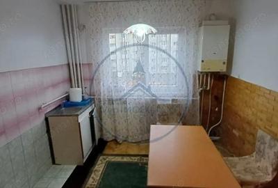 Apartament cu 2 camere semidecomandat în Decebal