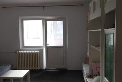 Unirii, Zepter, particular - 2