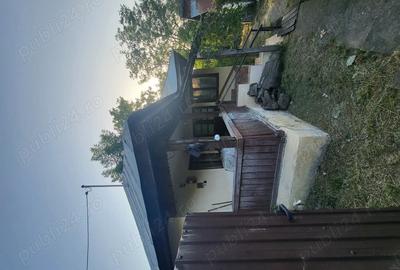 Casă cu 3 camere în Godinești - 2