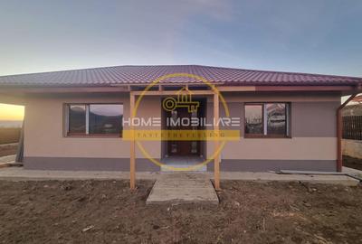 Casă individuală cu 4 camere cu Canalizare în Bârnova - 2