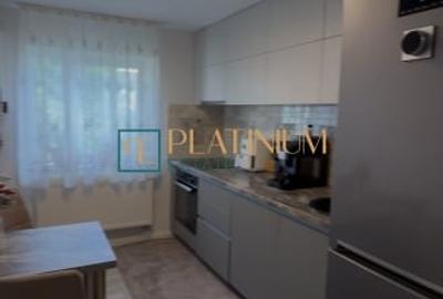 Apartament cu 3 camere decomandat, mobilat în Girocului - 2