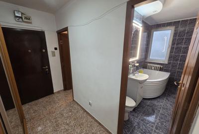 Garsonieră decomandată, mobilată în Valea Oltului - 6
