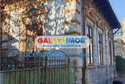 Unirii, Mitropolie, 2 vile interbelice, SU 290 mp, teren 300 mp - 10