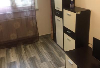 Titan, Trapezului - 5