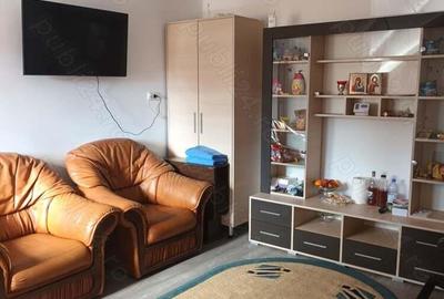 Inchiriez casa valu traian - 1