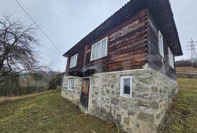 Casă cu 3 camere în Dăroaia - 1