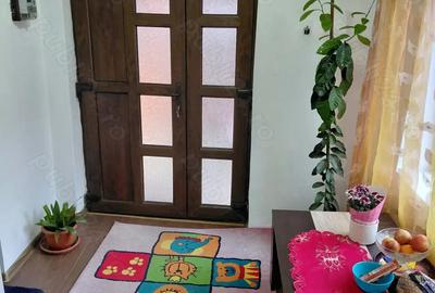 Casă cu 3 camere cu Teren 20 Mp în Petrești - 10