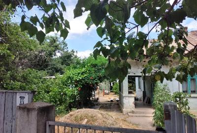 Casă cu 3 camere în Tecuci - 2