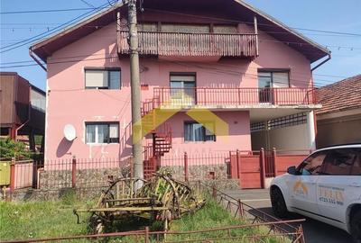 Casa de vanzare zona Aradul Nou