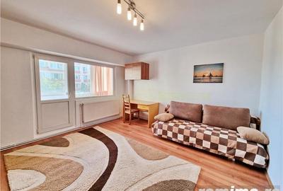 Garsoniera spatioasa de inchiriat str. De Mijloc - 8