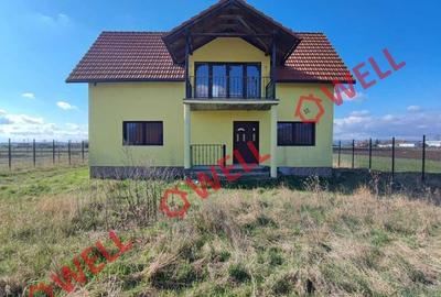 Casă cu 4 camere cu Teren 1122 Mp în Ozun - 16