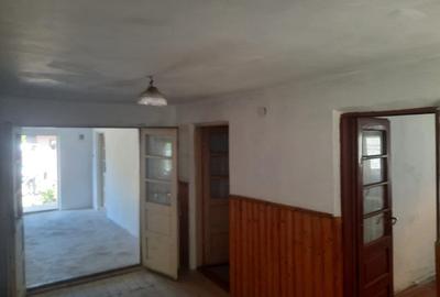 Se vinde casa cu teren - 8