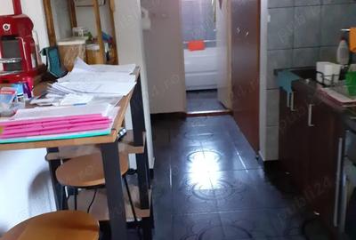 Casa mobilata, utilata zona centrala - 1