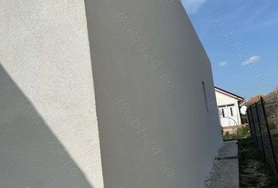 Casă cu 3 camere cu Teren 300 Mp în Corbu - 1