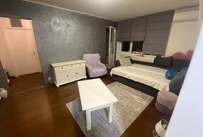 Apartament cu 2 camere semidecomandat în Titan