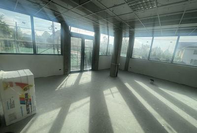 Spațiu comercial, de 360 mp, în Central - 1