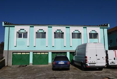Hale, spatii de depozitare si administrative, teren 6530 mp, Cernele - 11