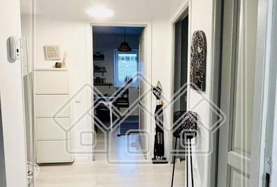 Apartament cu 3 camere decomandat în Piața Cluj - 2