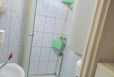 Proprietar inchiriez garsoniera piata Re?i?a Proprietar inchiriez garsoniera piata Re?i?a - 9