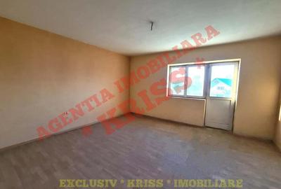 APARTAMENT E 3 Camere Decomandate Etaj P 1 BUZOE?TI La 35 Km Pite?ti In Suprarafe?e de 57 Mp. - 5