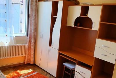 Apartament cu 3 camere decomandat în Cetate - 4