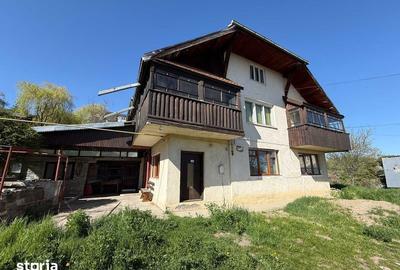 Casă cu 4 camere cu Teren 252 Mp în Central - 2
