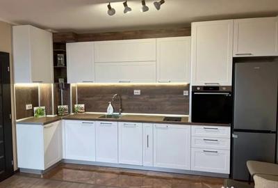 Apartament cu 2 camere semidecomandat în Sebastian - 4
