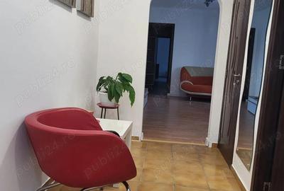 Apartament cu 3 camere semidecomandat în Berceni - 2