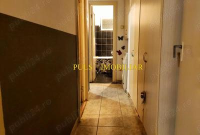 Tomis Nord - Cire?ica: Apartament 3 camere,doua holuri, etaj 3, mobilat,intre?inut - 3