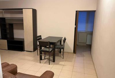 Apartament cu 2 camere decomandat în Central - 2