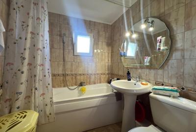 Apartament 3 camere, 2 bai, 2 balcoane în Păcurari-Toma Cozma, mobilat si utilat Apartament 3 camere, 2 bai, 2 balcoane în Păcurari-Toma Cozma, mobilat si utilat - 8