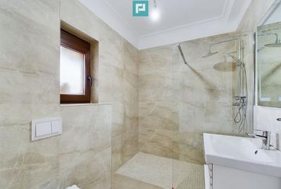 Casa tip duplex Dumbravi?a despar?it prin spa?iu te... - 2