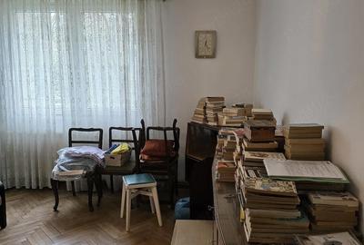 Apartament cu 4 camere decomandat în Titan - 2