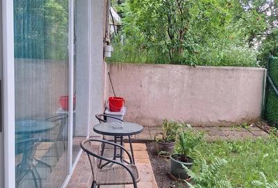 Apartament cu 3 camere decomandat în Cetatea - 2