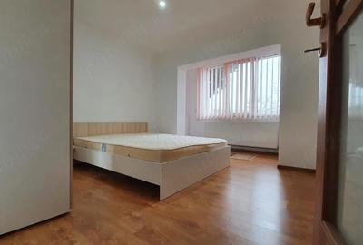 Apartament cu 2 camere decomandat în Central - 1