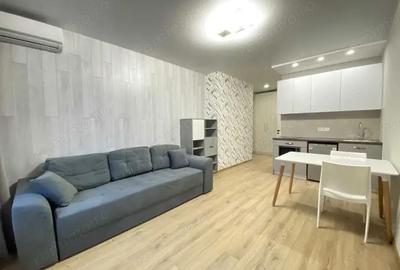 Garsonieră decomandată în Romană - 2