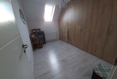 Apartament cu 4 camere decomandat în Aradului - 5