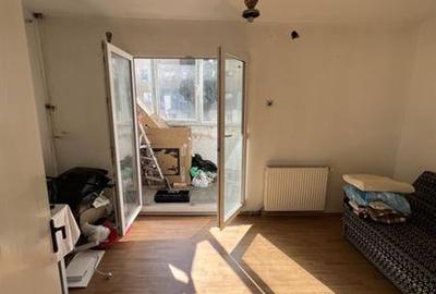 Apartament cu 3 camere semidecomandat în Calea București - 4